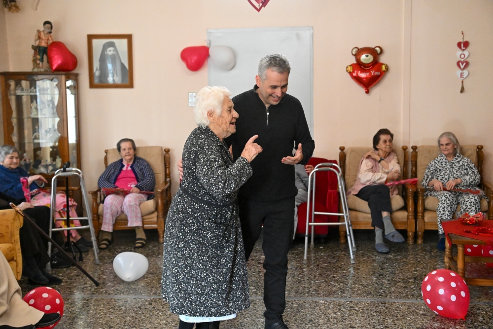 &Mu;&iota;&alpha; &gamma;&iota;&omicron;&rho;&tau;ή &alpha;&gamma;ά&pi;&eta;&sigmaf; &pi;&omicron;&upsilon; &theta;&alpha; &mu;&epsilon;ί&nu;&epsilon;&iota; &chi;&alpha;&rho;&alpha;&gamma;&mu;έ&nu;&eta; &sigma;&tau;&eta; &mu;&nu;ή&mu;&eta; &tau;&omicron;&upsilon; &Gamma;&eta;&rho;&omicron;&kappa;&omicron;&mu;&epsilon;ί&omicron;&upsilon; &Sigma;&pi;ά&rho;&tau;&eta;&sigmaf;