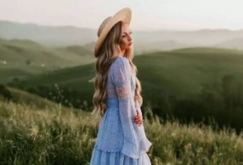 Άνοιξη 2026: Τα 5 χρώματα που θα ανανεώσουν την γκαρνταρόμπα σου