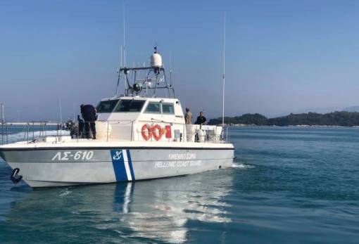 Επέμβαση του Λιμενικού για ασθενή ναυτικό στη Νεάπολη