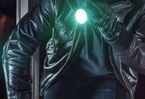 «Χτύπησαν» σπίτι στο Ξηροκάμπι και έκαψαν το όχημα διαφυγής