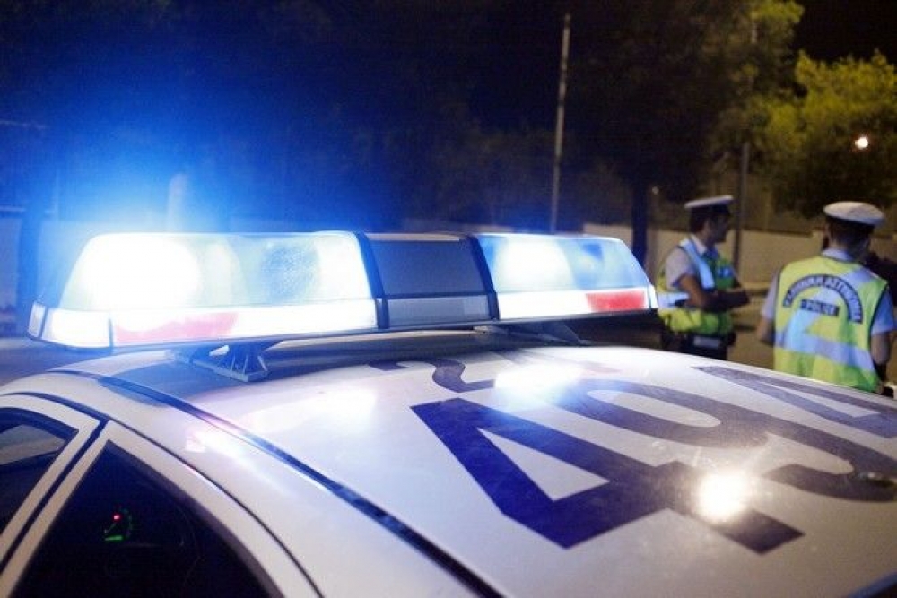 &Sigma;&upsilon;&mu;&pi;&lambda;&omicron;&kappa;ή &mu;&epsilon;&tau;&alpha;&xi;ύ &alpha;&lambda;&lambda;&omicron;&delta;&alpha;&pi;ώ&nu; &kappa;&alpha;&iota; &phi;&alpha;&nu;&tau;ά&rho;&omega;&nu; &sigma;&tau;&omicron; &kappa;έ&nu;&tau;&rho;&omicron; &tau;&eta;&sigmaf; &Sigma;&pi;ά&rho;&tau;&eta;&sigmaf;!