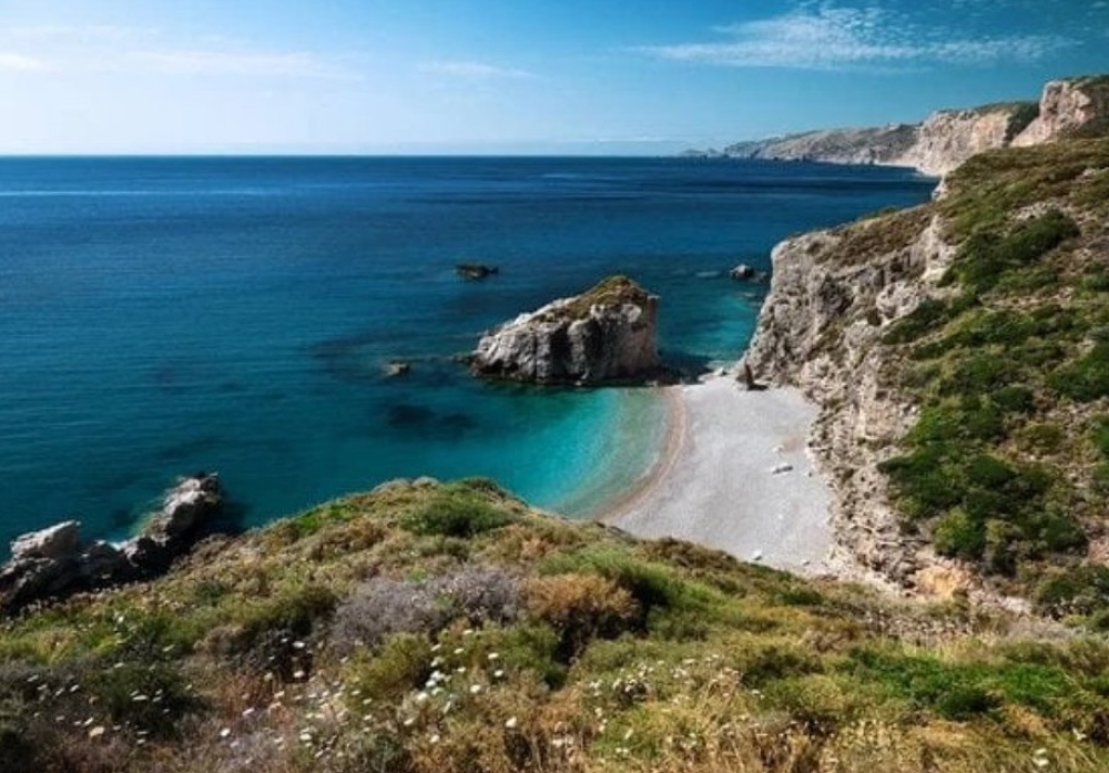 &Sigma;&tau;&alpha; &Kappa;ύ&theta;&eta;&rho;&alpha; &tau;&omicron; &tau;&rho;έ&chi;&omicron;&nu; &tau;&rho;&iota;ή&mu;&epsilon;&rho;&omicron; &omicron; &Epsilon;&Omicron;&Sigma; &Mu;&omicron;&lambda;ά&omega;&nu;-&Nu;&Alpha; &Lambda;&alpha;&kappa;&omega;&nu;ί&alpha;&sigmaf;