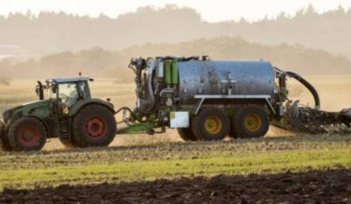 &Sigma;&epsilon; &delta;&iota;&alpha;&beta;&omicron;ύ&lambda;&epsilon;&upsilon;&sigma;&eta; &epsilon;&nu;&iota;&sigma;&chi;ύ&sigma;&epsilon;&iota;&sigmaf; &gamma;&iota;&alpha; &gamma;&epsilon;&omega;&rho;&gamma;ί&alpha;, &alpha;&lambda;&iota;&epsilon;ί&alpha; &kappa;&alpha;&iota; &mu;&epsilon;&tau;&alpha;&phi;&omicron;&rho;έ&sigmaf; &lambda;ό&gamma;&omega; &kappa;&rho;ί&sigma;&eta;&sigmaf; &sigma;&tau;&eta; &Mu;έ&sigma;&eta; &Alpha;&nu;&alpha;&tau;&omicron;&lambda;ή