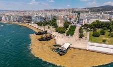 &Epsilon;&pi;&iota;&mu;έ&nu;&epsilon;&iota; &eta; &epsilon;&rho;&upsilon;&theta;&rho;ά &pi;&alpha;&lambda;ί&rho;&rho;&omicron;&iota;&alpha;  &sigma;&tau;&omicron;&nu; &Theta;&epsilon;&rho;&mu;&alpha;ϊ&kappa;ό