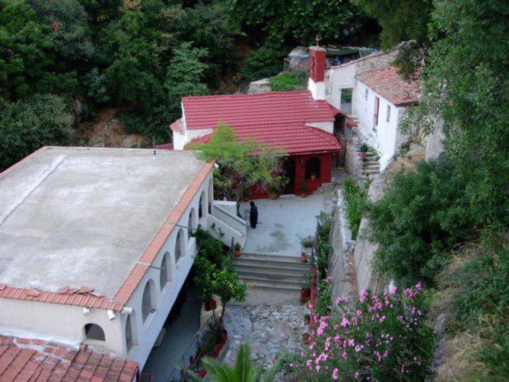 &Theta;&epsilon;ί&epsilon;&sigmaf; &Lambda;&epsilon;&iota;&tau;&omicron;&upsilon;&rho;&gamma;ί&epsilon;&sigmaf; &sigma;&tau;&eta;&nu; &Iota;&Mu; &Zeta;&omega;&omicron;&delta;ό&chi;&omicron;&upsilon; &Pi;&eta;&gamma;ή&sigmaf; &Kappa;&alpha;&sigma;&tau;&rho;ί&omicron;&upsilon;