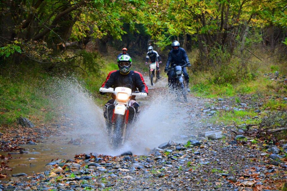 &Sigma;&upsilon;&nu;&alpha;&rho;&pi;&alpha;&sigma;&tau;&iota;&kappa;ό &Sigma;&alpha;&beta;&beta;&alpha;&tau;&omicron;&kappa;ύ&rho;&iota;&alpha;&kappa;&omicron; &gamma;&iota;&alpha; &tau;&omicron;&upsilon;&sigmaf; &mu;&omicron;&tau;&omicron;&sigma;&iota;&kappa;&lambda;&epsilon;&tau;&iota;&sigma;&tau;έ&sigmaf; &sigma;&tau;&omicron;&nu; &Pi;ά&rho;&nu;&omega;&nu;&alpha;
