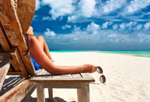 Φυσικό μαύρισμα: 3 λαχανικά που προστατεύουν το δέρμα σου από τον ήλιο