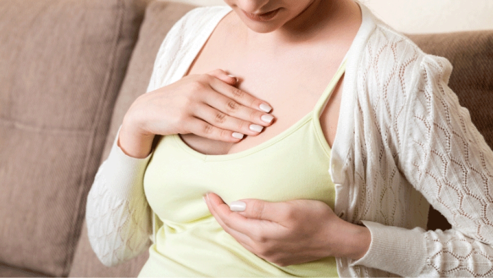 &Kappa;&alpha;&rho;&kappa;ί&nu;&omicron;&sigmaf; &mu;&alpha;&sigma;&tau;&omicron;ύ: &Lambda;&iota;&gamma;ό&tau;&epsilon;&rho;&omicron;&iota; &theta;ά&nu;&alpha;&tau;&omicron;&iota;, &alpha;&lambda;&lambda;ά &pi;&epsilon;&rho;&iota;&sigma;&sigma;ό&tau;&epsilon;&rho;&alpha; &kappa;&rho;&omicron;ύ&sigma;&mu;&alpha;&tau;&alpha; &sigma;&epsilon; &nu;&epsilon;ό&tau;&epsilon;&rho;&epsilon;&sigmaf; &gamma;&upsilon;&nu;&alpha;ί&kappa;&epsilon;&sigmaf;