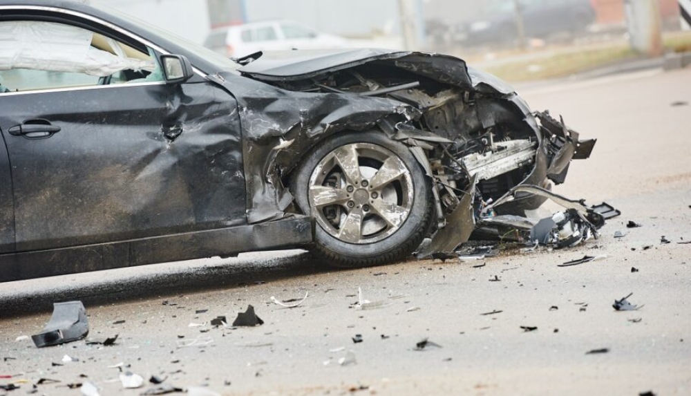 &Pi;έ&nu;&tau;&epsilon; &nu;&epsilon;&kappa;&rho;&omicron;ί &tau;&omicron;&nu; &Alpha;&pi;&rho;ί&lambda;&iota;&omicron; &sigma;&tau;&eta;&nu; ά&sigma;&phi;&alpha;&lambda;&tau;&omicron; &tau;&eta;&sigmaf; &Pi;&epsilon;&lambda;&omicron;&pi;&omicron;&nu;&nu;ή&sigma;&omicron;&upsilon;