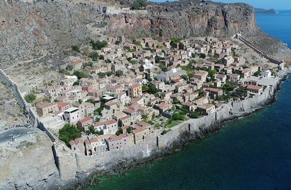 &laquo;&Alpha;&sigma;&pi;ί&delta;&alpha;&raquo; &sigma;&tau;&eta; &phi;&upsilon;&sigma;&iota;&omicron;&gamma;&nu;&omega;&mu;ί&alpha; &tau;&eta;&sigmaf; &Mu;&omicron;&nu;&epsilon;&mu;&beta;&alpha;&sigma;&iota;ά&sigmaf;