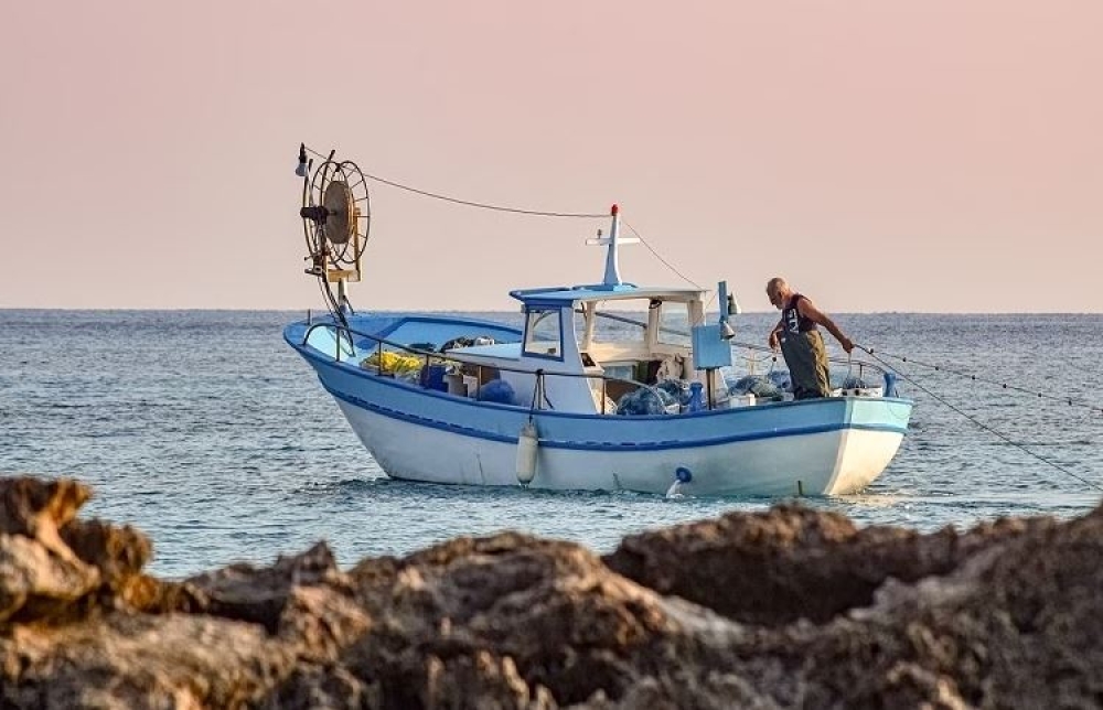 &Sigma;&tau;&alpha; 40 &lambda;&epsilon;&pi;&tau;ά &eta; &epsilon;&pi;&iota;&delta;ό&tau;&eta;&sigma;&eta; &alpha;&lambda;&iota;&epsilon;&upsilon;&tau;&iota;&kappa;&omicron;ύ &pi;&epsilon;&tau;&rho;&epsilon;&lambda;&alpha;ί&omicron;&upsilon; &gamma;&iota;&alpha; &tau;&omicron; &delta;&iota;ά&sigma;&tau;&eta;&mu;&alpha; &Sigma;&epsilon;&pi;&tau;&epsilon;&mu;&beta;&rho;ί&omicron;&upsilon;-&Omicron;&kappa;&tau;&omega;&beta;&rho;ί&omicron;&upsilon;