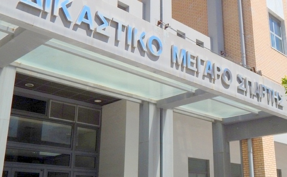 Στο «κόκκινο» οι προεκλογικές διεργασίες