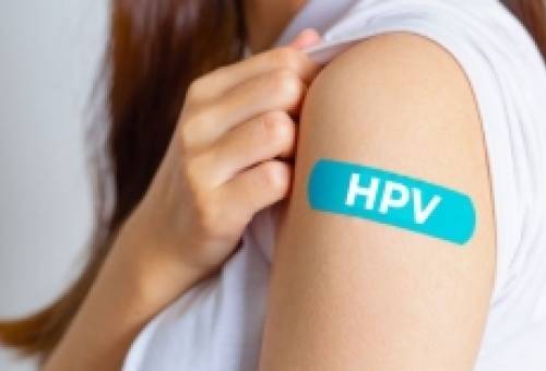HPV: Η Ελλάδα μπορεί να μειώσει τους σχετιζόμενους καρκίνους