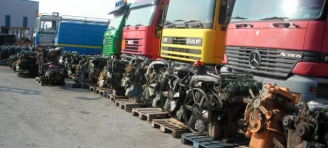 5 &Rho;&omicron;&mu;ά &kappa;&alpha;&iota; 1 Έ&lambda;&lambda;&eta;&nu;&alpha;&sigmaf; &eta; &sigma;&pi;&epsilon;ί&rho;&alpha; &pi;&omicron;&upsilon; &epsilon;ί&chi;&epsilon; &rho;&eta;&mu;ά&xi;&epsilon;&iota; &tau;&alpha; &phi;&omicron;&rho;&tau;&eta;&gamma;ά