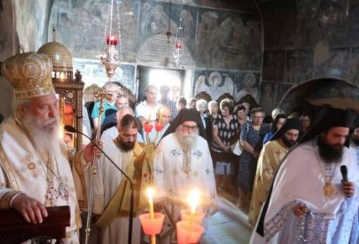 Λαμπρό προσκύνημα στη χάρη των Αγίων Αναργύρων στον Πάρνωνα