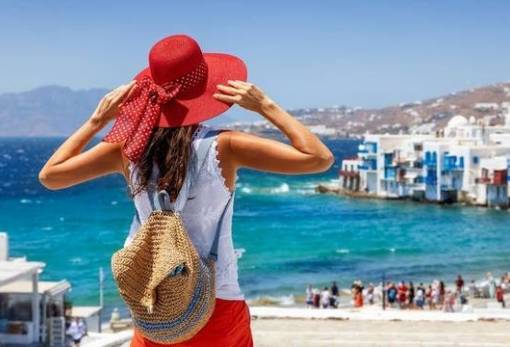 Διακοπές για 47 χιλ. δικαιούχους το δεύτερο δεκαπενθήμερο του Ιουλίου