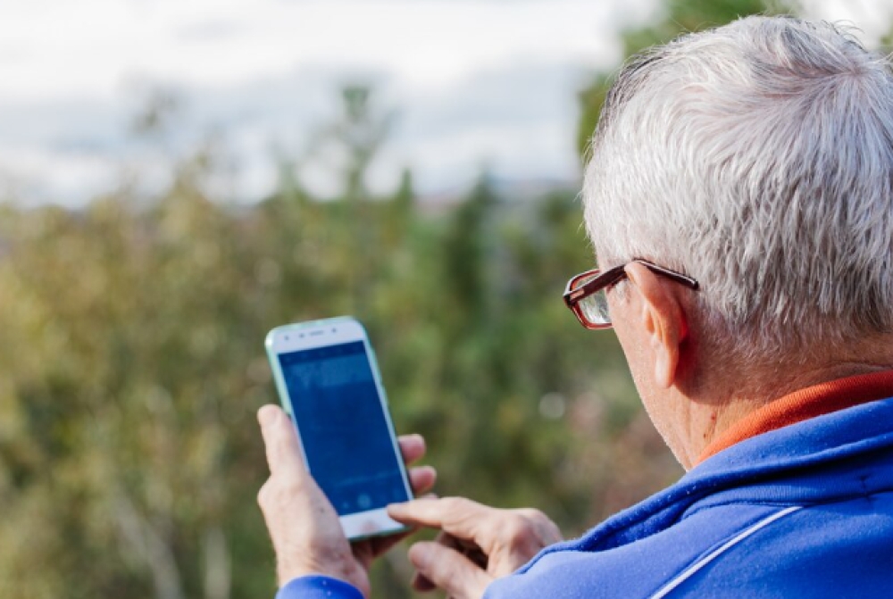 &Sigma;ύ&lambda;&lambda;&eta;&psi;&eta; 60&chi;&rho;&omicron;&nu;&omicron;&upsilon; &sigma;&tau;&eta; &Mu;ά&nu;&eta; &gamma;&iota;&alpha; &pi;&alpha;&rho;&alpha;&beta;ί&alpha;&sigma;&eta; &pi;&rho;&omicron;&sigma;&omega;&pi;&iota;&kappa;ώ&nu; &delta;&epsilon;&delta;&omicron;&mu;έ&nu;&omega;&nu;