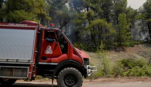 &Pi;&omicron;&lambda;ύ &upsilon;&psi;&eta;&lambda;ό&sigmaf; &kappa;&alpha;&iota; &sigma;ή&mu;&epsilon;&rho;&alpha; &omicron; &kappa;ί&nu;&delta;&upsilon;&nu;&omicron;&sigmaf; &phi;&omega;&tau;&iota;ά&sigmaf; &sigma;&tau;&eta; &Lambda;&alpha;&kappa;&omega;&nu;ί&alpha;