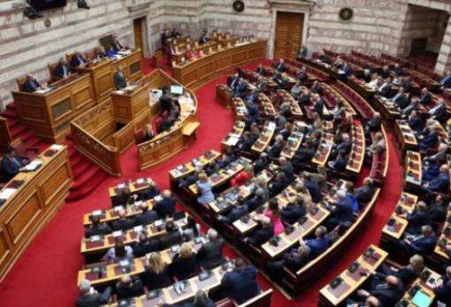 Μίνι ανασχηματισμός στη σκιά του ΟΠΕΚΕΠΕ