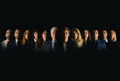 Αναβάλλονται για λόγους ασθενείας οι «12 Ένορκοι» της ΕΘΟΛ