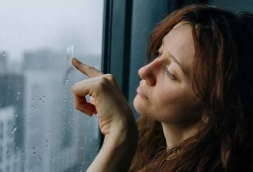 Νέο θεραπευτικό «όπλο» για την κατάθλιψη που επιμένει