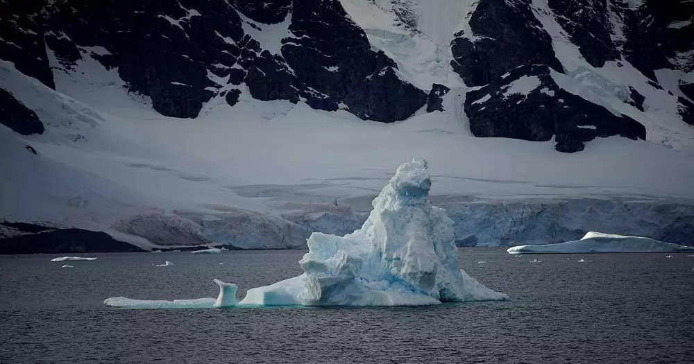 &Eta; &Alpha;&rho;&kappa;&tau;&iota;&kappa;ή &epsilon;&kappa;&pi;έ&mu;&pi;&epsilon;&iota; &pi;&lambda;έ&omicron;&nu; &pi;&epsilon;&rho;&iota;&sigma;&sigma;ό&tau;&epsilon;&rho;&omicron; ά&nu;&theta;&rho;&alpha;&kappa;&alpha; &alpha;&pi;&rsquo; ό,&tau;&iota; &alpha;&pi;&omicron;&rho;&rho;&omicron;&phi;ά