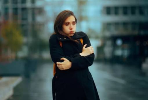 Γιατί όλοι «κολλάνε» κάτι το χειμώνα;