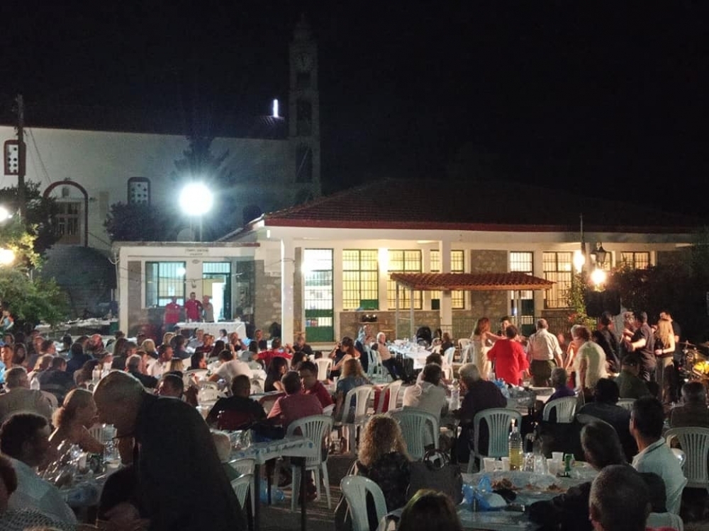 &Gamma;&lambda;έ&nu;&tau;&iota; &sigma;&epsilon; &pi;&alpha;&rho;&alpha;&delta;&omicron;&sigma;&iota;&alpha;&kappa;ά-&lambda;&alpha;ϊ&kappa;ά &mu;&omicron;&nu;&omicron;&pi;ά&tau;&iota;&alpha; &sigma;&tau;&eta; &Lambda;&omicron;&gamma;&gamma;ά&sigma;&tau;&rho;&alpha;