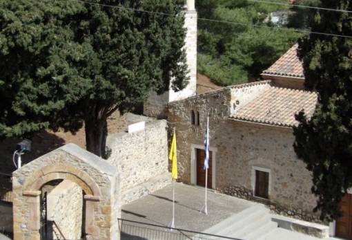 Θυρανοίξια στην Απιδιά παρουσία της υπουργού Πολιτισμού