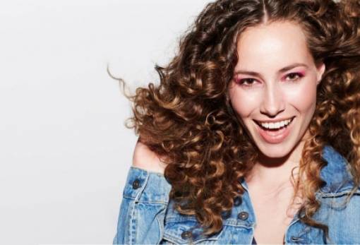 Τα hair tips που θα σώσουν τα μαλλιά σου από το σπάσιμο