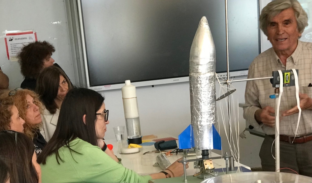 Πρότυπο στην Ελλάδα του &#039;70 το εργαστήρι Φυσικής του Γερακίου