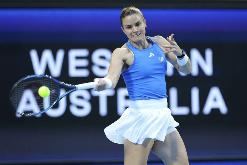 Ή&tau;&tau;&alpha; &tau;&eta;&sigmaf; &Mu;. &Sigma;ά&kappa;&kappa;&alpha;&rho;&eta; &kappa;&alpha;&iota; &alpha;&pi;&omicron;&kappa;&lambda;&epsilon;&iota;&sigma;&mu;ό&sigmaf; &tau;&eta;&sigmaf; &Epsilon;&lambda;&lambda;ά&delta;&alpha;&sigmaf; &alpha;&pi;ό &tau;&omicron; United Cup