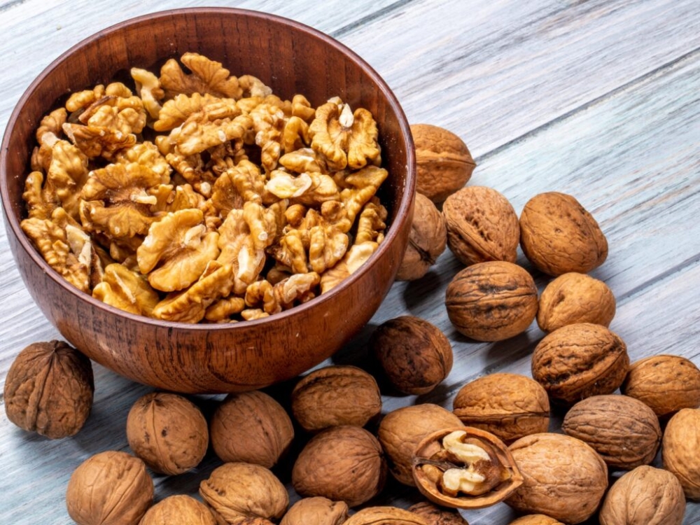 &Mu;&iota;&alpha; &chi;&omicron;ύ&phi;&tau;&alpha; &kappa;&alpha;&rho;ύ&delta;&iota;&alpha; &tau;&eta;&nu; &eta;&mu;έ&rho;&alpha;: M&iota;&kappa;&rho;ή &sigma;&upsilon;&nu;ή&theta;&epsilon;&iota;&alpha;, &mu;&epsilon;&gamma;ά&lambda;&alpha; &omicron;&phi;έ&lambda;&eta; &gamma;&iota;&alpha; &tau;&eta;&nu; &upsilon;&gamma;&epsilon;ί&alpha;