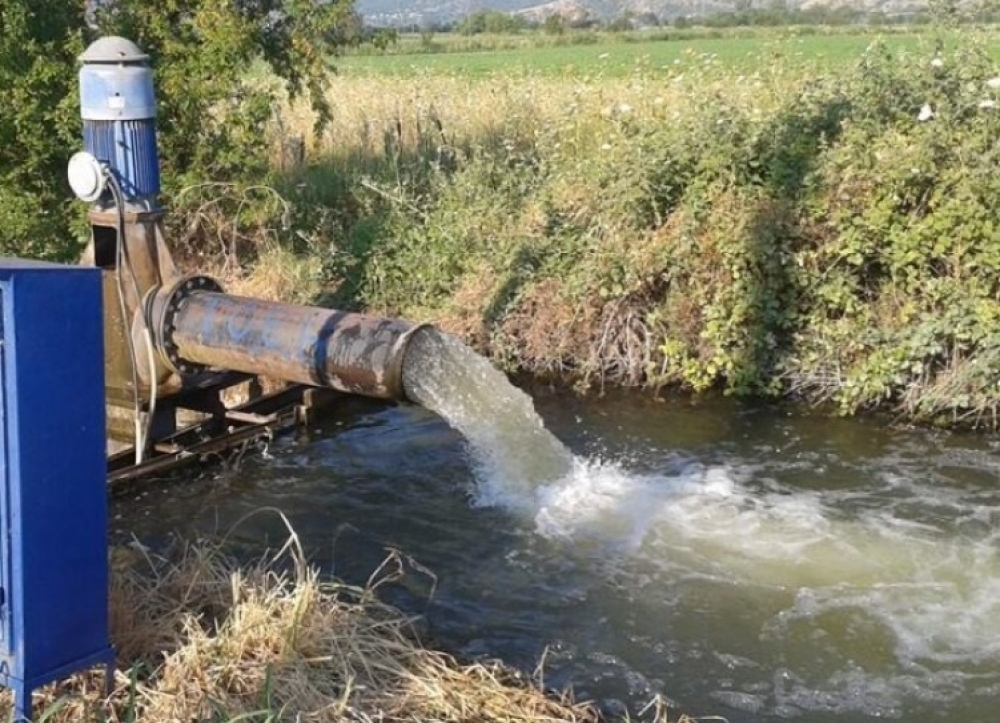 &Sigma;&tau;&alpha; &laquo;&sigma;&kappa;&alpha;&rho;&iota;ά&raquo; &Epsilon;&nu;&iota;&alpha;ί&alpha; &Delta;&iota;&alpha;&chi;&epsilon;ί&rho;&iota;&sigma;&eta; &Upsilon;&delta;ά&tau;&omega;&nu; &sigma;&tau;&eta;&nu; &Pi;&epsilon;&lambda;&omicron;&pi;ό&nu;&nu;&eta;&sigma;&omicron;