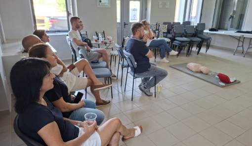 &Pi;&rho;ώ&tau;&epsilon;&sigmaf; &beta;&omicron;ή&theta;&epsilon;&iota;&epsilon;&sigmaf; &sigma;&tau;&eta;&nu; &pi;&rho;ά&xi;&eta; &gamma;&iota;&alpha; &tau;&omicron;&upsilon;&sigmaf; &kappa;&alpha;&tau;&omicron;ί&kappa;&omicron;&upsilon;&sigmaf; &tau;&eta;&sigmaf; &Sigma;&kappa;&omicron;ύ&rho;&alpha;&sigmaf;