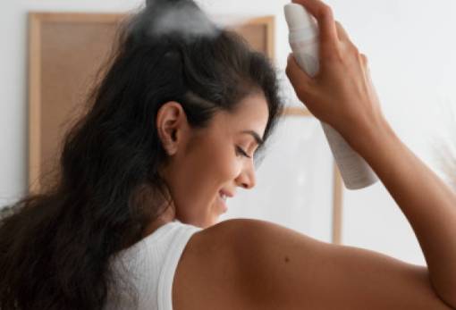 3 τρόποι να κάνεις τα μαλλιά σου να μυρίζουν υπέροχα