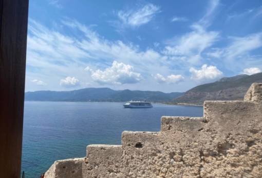 Πάνω από 100 κρουαζιερόπλοια αναμένονται φέτος στη Μονεμβασιά