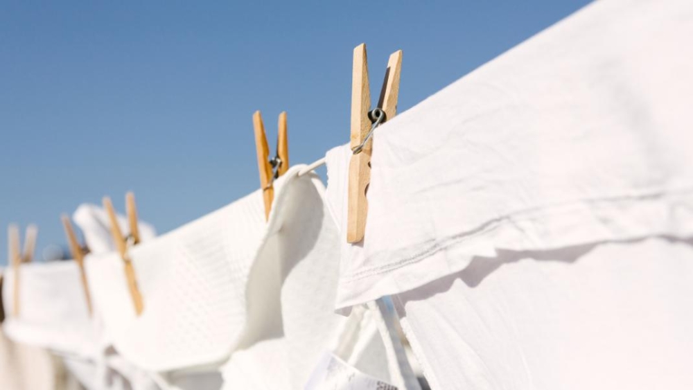 &Tau;&omicron; &kappa;ό&lambda;&pi;&omicron; &gamma;&iota;&alpha; &nu;&alpha; &mu;&eta;&nu; &kappa;&iota;&tau;&rho;&iota;&nu;ί&sigma;&omicron;&upsilon;&nu; &tau;&alpha; &lambda;&epsilon;&upsilon;&kappa;ά &rho;&omicron;ύ&chi;&alpha;