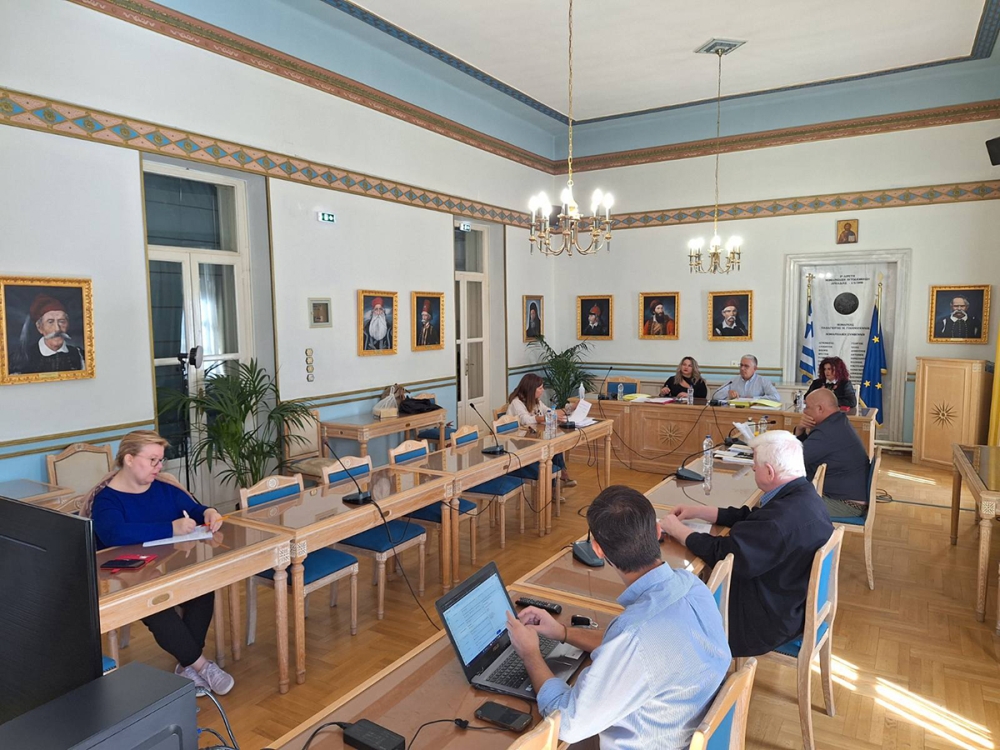 &Pi;&rho;ό&sigma;&theta;&epsilon;&tau;&eta; &epsilon;&nu;ί&sigma;&chi;&upsilon;&sigma;&eta; 1,2 &epsilon;&kappa;&alpha;&tau;. &epsilon;&upsilon;&rho;ώ &gamma;&iota;&alpha; &tau;&iota;&sigmaf; &Pi;&Epsilon; &tau;&eta;&sigmaf; &Pi;&epsilon;&rho;&iota;&phi;έ&rho;&epsilon;&iota;&alpha;&sigmaf; &Pi;&epsilon;&lambda;&omicron;&pi;&omicron;&nu;&nu;ή&sigma;&omicron;&upsilon;