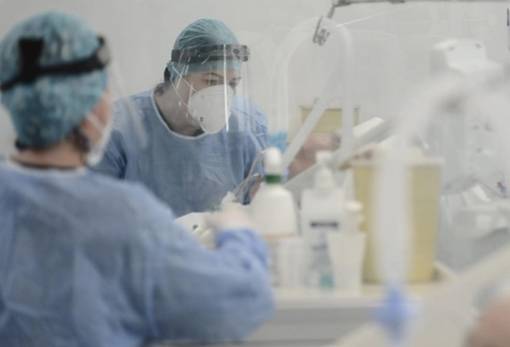 Συναγερμός για σπάνια λοίμωξη μηνιγγίτιδας