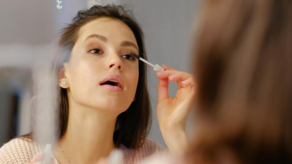 &Pi;ώ&sigmaf; &theta;&alpha; &pi;&rho;&omicron;&sigma;&tau;&alpha;&tau;έ&psi;&epsilon;&iota;&sigmaf; &tau;&iota;&sigmaf; &beta;&lambda;&epsilon;&phi;&alpha;&rho;ί&delta;&epsilon;&sigmaf; &sigma;&omicron;&upsilon; &alpha;&pi;ό &tau;&omicron; &mu;&alpha;&kappa;&iota;&gamma;&iota;ά&zeta;