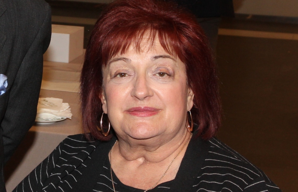 &Sigma;&tau;&eta;&nu; &Alpha;&theta;ή&nu;&alpha; &eta; &kappa;&eta;&delta;&epsilon;ί&alpha; &kappa;&alpha;&iota; &tau;&alpha;&phi;ή &tau;&eta;&sigmaf; &Mu;&alpha;&rho;&iota;έ&tau;&tau;&alpha;&sigmaf; &Gamma;&iota;&alpha;&nu;&nu;ά&kappa;&omicron;&upsilon;