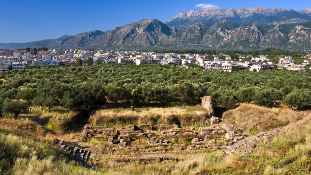 Ό&tau;&alpha;&nu; &omicron; &pi;&omicron;&lambda;&iota;&tau;&iota;&sigma;&mu;ό&sigmaf; &sigma;&tau;&eta; &Sigma;&pi;ά&rho;&tau;&eta; &gamma;ί&nu;&epsilon;&tau;&alpha;&iota; &theta;ύ&mu;&alpha; &tau;&eta;&sigmaf; &pi;&rho;&omicron;&chi;&epsilon;&iota;&rho;ό&tau;&eta;&tau;&alpha;&sigmaf;