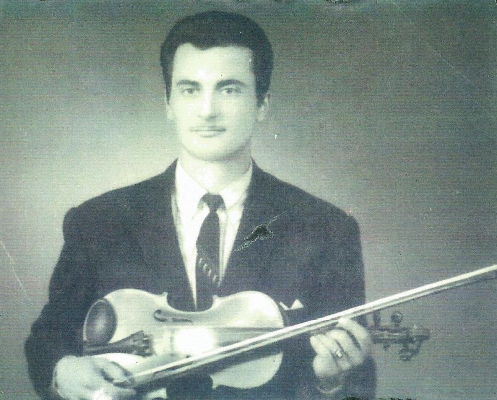 Θανάσης Κουτσοβίτης-Ξάρχος: Το χρυσό βιολί