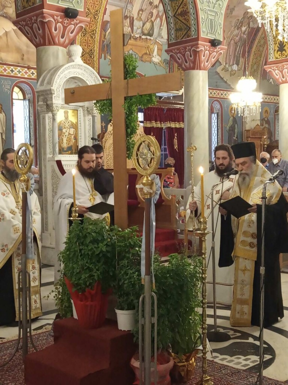 Οι Χαιρετισμοί του Τιμίου Σταυρού και η εορτή των Εφέδρων Αξιωματικών στη Σπάρτη