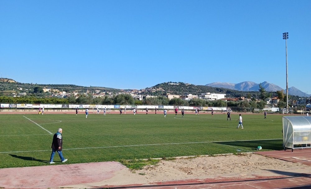 &Alpha;΄ &Kappa;&alpha;&tau;&eta;&gamma;&omicron;&rho;ί&alpha; &Lambda;&alpha;&kappa;&omega;&nu;ί&alpha;&sigmaf;: &Nu;ί&kappa;&epsilon;&sigmaf; &gamma;&iota;&alpha; &tau;&eta;&nu; &pi;&rho;ώ&tau;&eta; 4ά&delta;&alpha; &tau;&eta;&sigmaf; &beta;&alpha;&theta;&mu;&omicron;&lambda;&omicron;&gamma;ί&alpha;&sigmaf;