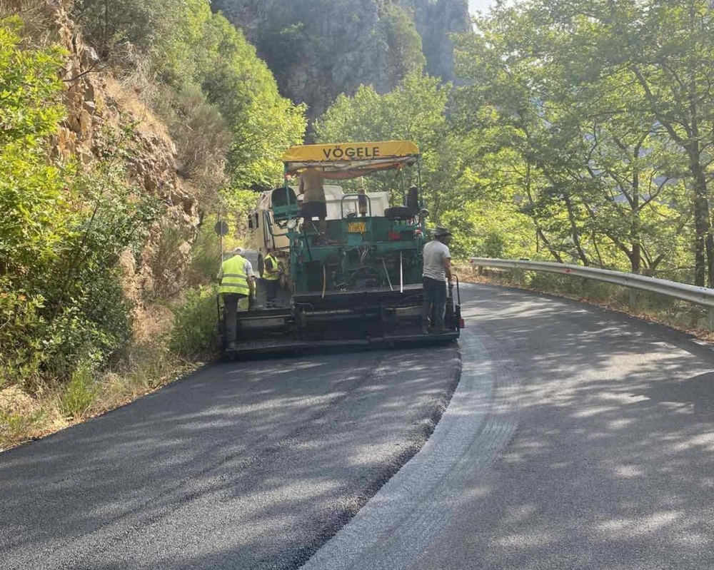 Έ&pi;&epsilon;&sigma;&epsilon; &nu;έ&alpha; ά&sigma;&phi;&alpha;&lambda;&tau;&omicron;&sigmaf; &sigma;&tau;&eta;&nu; &pi;&alpha;&lambda;&alpha;&iota;ά &Epsilon;&Omicron; &Sigma;&pi;ά&rho;&tau;&eta;&sigmaf;-&Kappa;&alpha;&lambda;&alpha;&mu;ά&tau;&alpha;&sigmaf; (&Phi;&Omega;&Tau;&Omicron;)