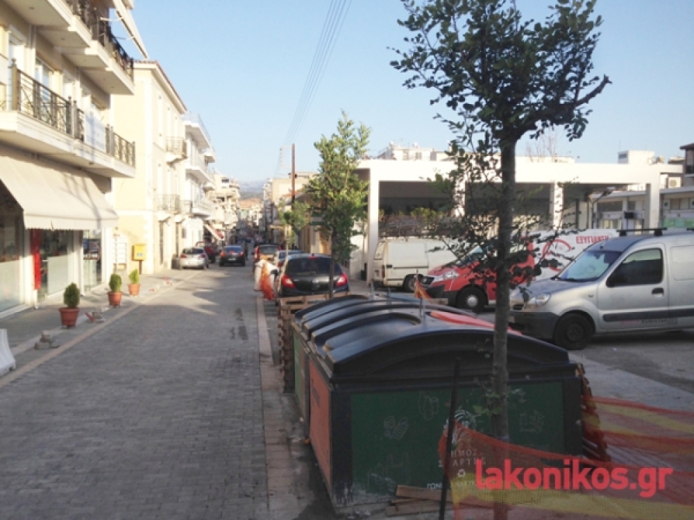 &Pi;&rho;&omicron;&sigmaf; &delta;&iota;έ&xi;&omicron;&delta;&omicron; &gamma;&iota;&alpha; &tau;&omicron; Open Mall &Sigma;&pi;ά&rho;&tau;&eta;&sigmaf;