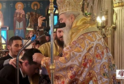 Χειροθετήθηκε νέος αναγνώστης στη Μεταμόρφωση