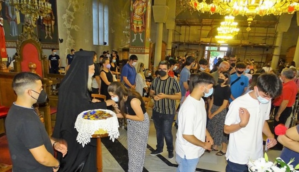 &Mu;&epsilon;&gamma;ά&lambda;&eta; &sigma;&upsilon;&mu;&mu;&epsilon;&tau;&omicron;&chi;ή &mu;&alpha;&theta;&eta;&tau;ώ&nu; &sigma;&tau;&eta;&nu; &pi;&alpha;&rho;ά&kappa;&lambda;&eta;&sigma;&eta; &epsilon;&nu;ό&psi;&epsilon;&iota; &Pi;&alpha;&nu;&epsilon;&lambda;&lambda;&alpha;&delta;&iota;&kappa;ώ&nu; &sigma;&tau;&eta; &Sigma;&pi;ά&rho;&tau;&eta; (&Phi;&Omega;&Tau;&Omicron;)